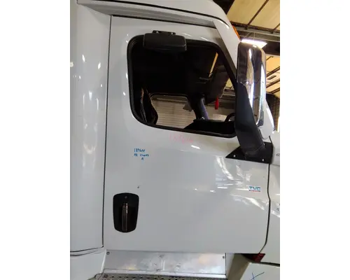 Door Assembly, Front FREIGHTLINER CASCADIA 126 LKQ Heavy Truck Maryland