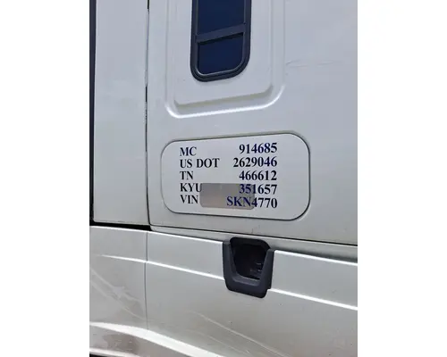 Running Board FREIGHTLINER CASCADIA 126 LKQ Evans Heavy Truck Parts