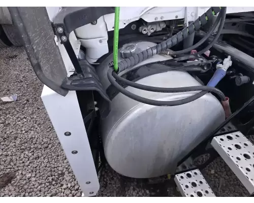 Freightliner Cascadia 126 Fuel Tank