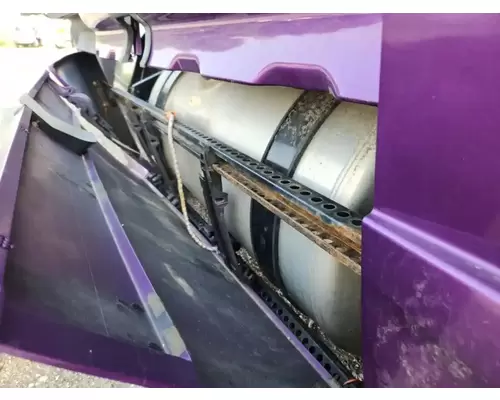 Freightliner Cascadia 126 Fuel Tank