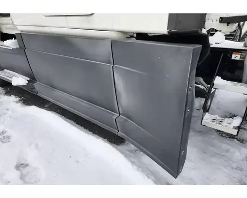 Freightliner Cascadia 126 Fuel Tank