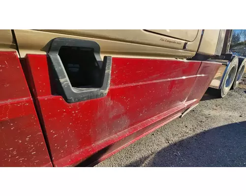Freightliner Cascadia 126 Fuel Tank