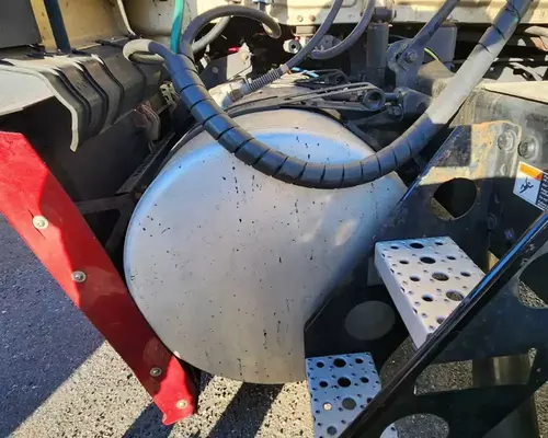 Freightliner Cascadia 126 Fuel Tank