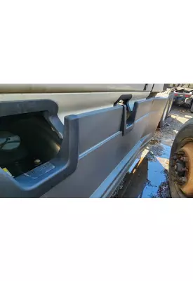 Freightliner Cascadia 126 Fuel Tank