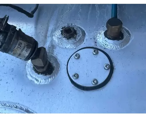 Freightliner Cascadia 126 Fuel Tank