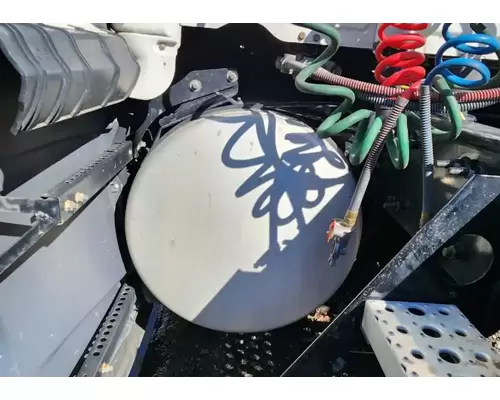 Freightliner Cascadia 126 Fuel Tank