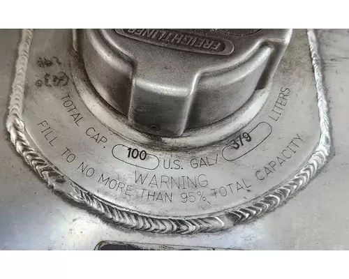 Freightliner Cascadia 126 Fuel Tank