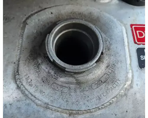 Freightliner Cascadia 126 Fuel Tank