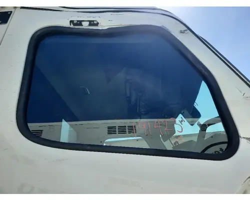 Door Glass, Front FREIGHTLINER CASCADIA 126 LKQ Heavy Truck Maryland