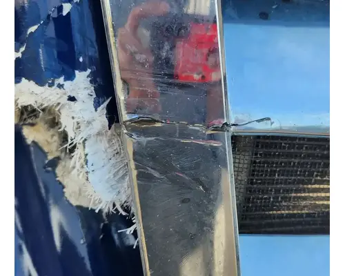 Freightliner Cascadia 126 Grille