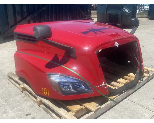 Hood FREIGHTLINER Cascadia 126 Frontier Truck Parts