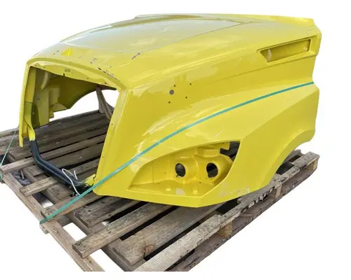 Hood FREIGHTLINER Cascadia 126 Frontier Truck Parts