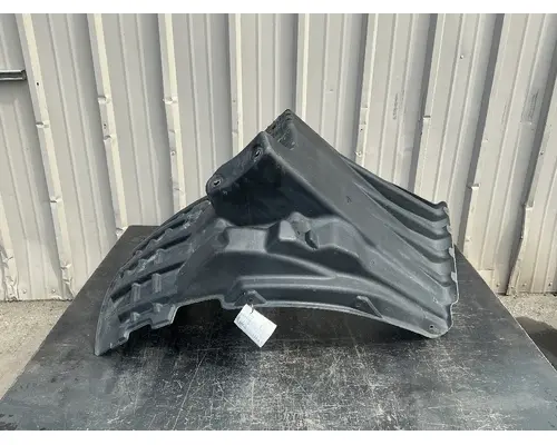 Inner Fender FREIGHTLINER Cascadia 126 Geco - Fresno