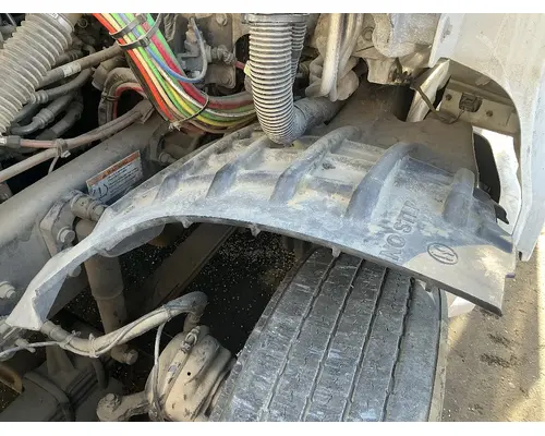 Inner Fender FREIGHTLINER Cascadia 126 Geco - Fresno