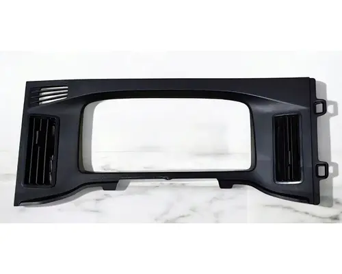 Instrument Cluster Bezel FREIGHTLINER Cascadia 126 Geco - Fresno