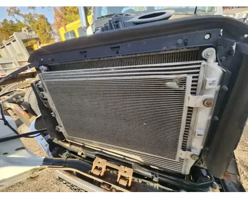 Freightliner Cascadia 126 Intercooler