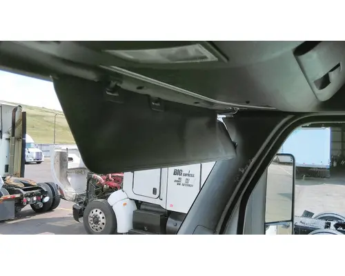 Interior Sun Visor FREIGHTLINER CASCADIA 126 LKQ Heavy Truck - Goodys