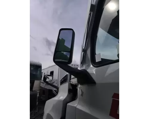 Freightliner Cascadia 126 Mirror (Side View)
