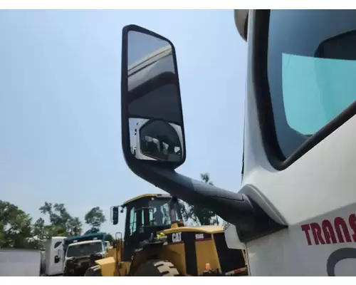 Freightliner Cascadia 126 Mirror (Side View)