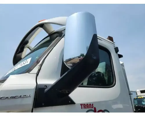 Freightliner Cascadia 126 Mirror (Side View)