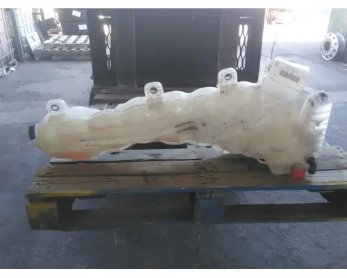 Radiator Overflow Bottle FREIGHTLINER CASCADIA 126 LKQ KC Truck Parts - Inland Empire
