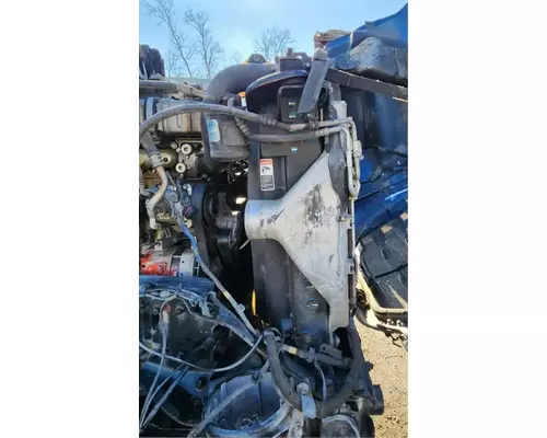 Freightliner Cascadia 126 Radiator