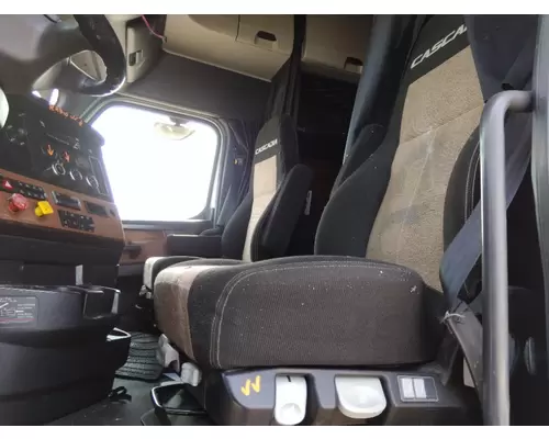 Seat, Front FREIGHTLINER CASCADIA 126 LKQ Heavy Truck - Goodys