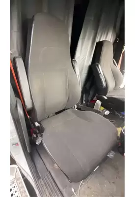Freightliner Cascadia 126 Seat, Front