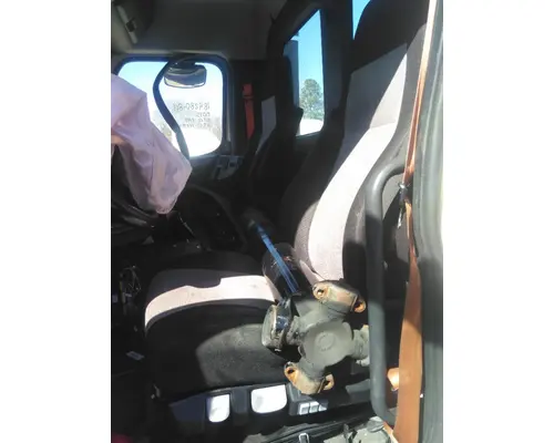 Seat, Front FREIGHTLINER CASCADIA 126 LKQ Evans Heavy Truck Parts