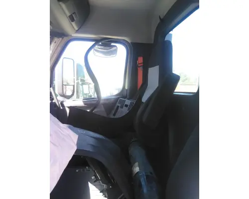 Seat, Front FREIGHTLINER CASCADIA 126 LKQ Evans Heavy Truck Parts