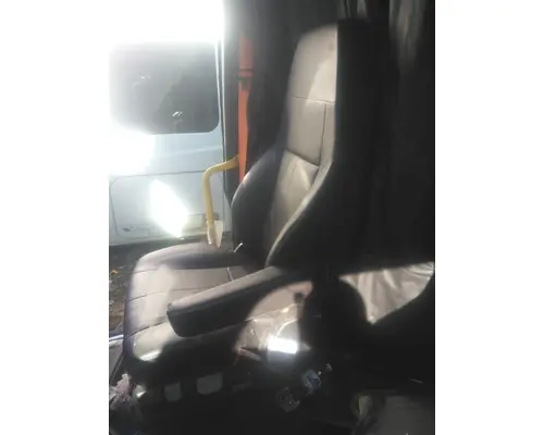 Seat, Front FREIGHTLINER CASCADIA 126 LKQ Evans Heavy Truck Parts