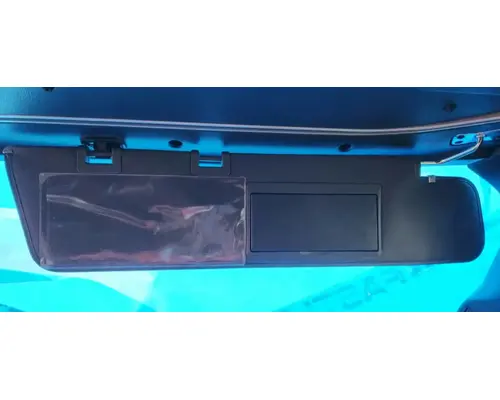 Freightliner Cascadia 126 Sun Visor (External)