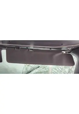 Freightliner Cascadia 126 Sun Visor (External)