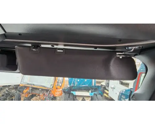 Freightliner Cascadia 126 Sun Visor (External)