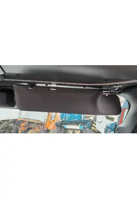 Freightliner Cascadia 126 Sun Visor (External)