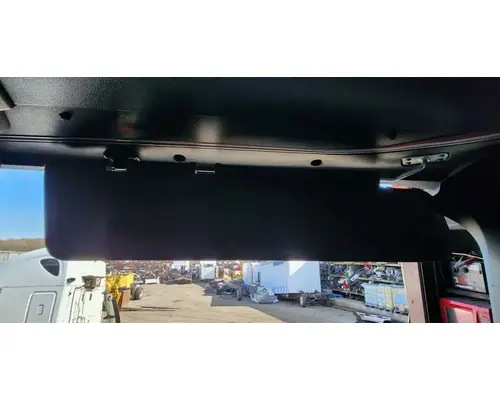 Freightliner Cascadia 126 Sun Visor (External)