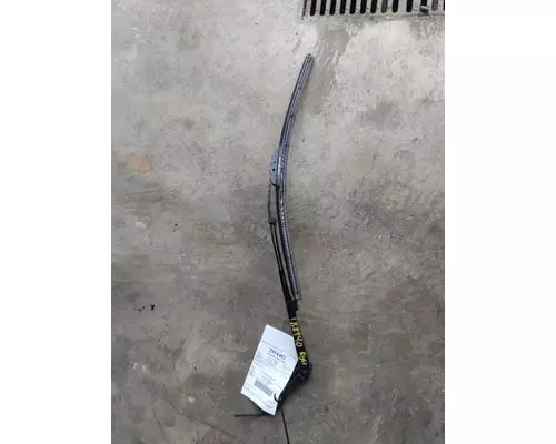 Windshield Wiper Arm FREIGHTLINER CASCADIA 126 LKQ Thompson Motors - Wykoff