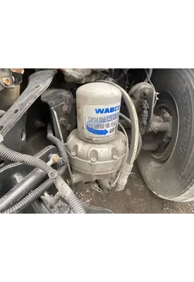 Freightliner Cascadia 132 Air Drier