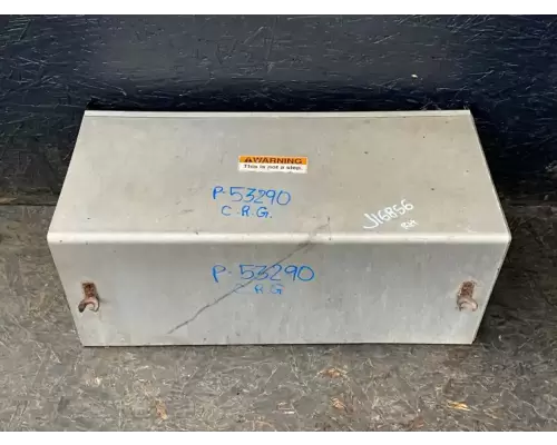 Freightliner Cascadia 132 Battery Box