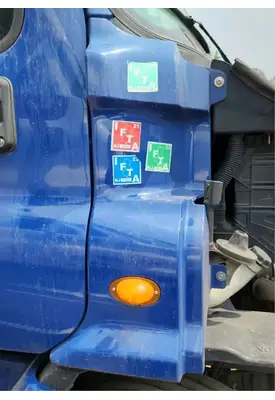 Freightliner Cascadia 132 Cowl