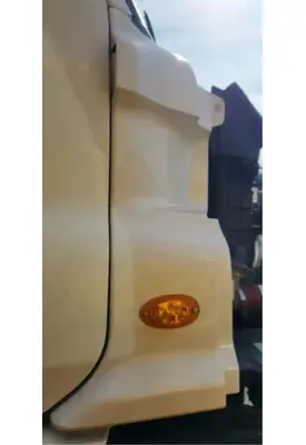 Freightliner Cascadia 132 Cowl