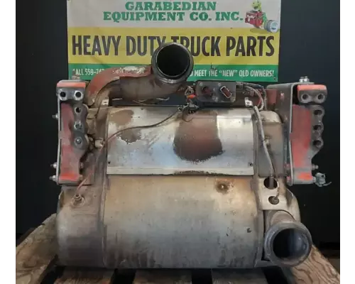 Freightliner Cascadia 132 DPF (Diesel Particulate Filter)