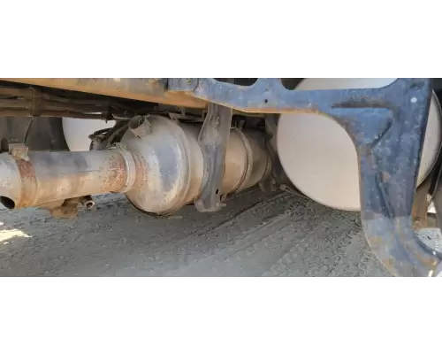 Freightliner Cascadia 132 DPF (Diesel Particulate Filter)