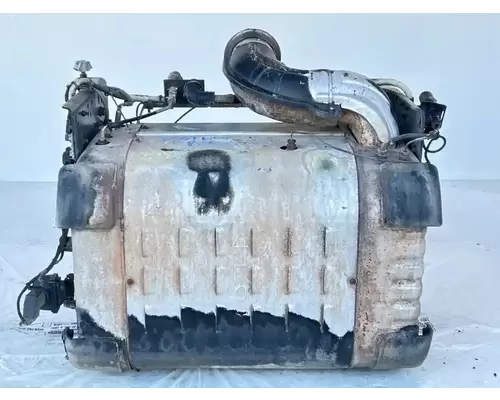 Freightliner Cascadia 132 DPF (Diesel Particulate Filter)