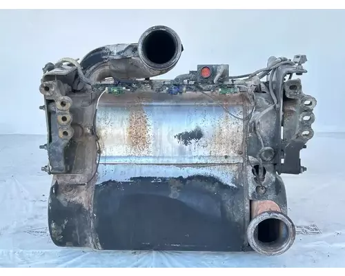 Freightliner Cascadia 132 DPF (Diesel Particulate Filter)