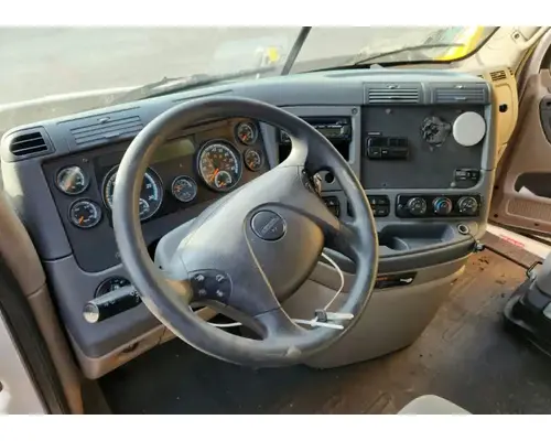 Freightliner Cascadia 132 Dash Assembly