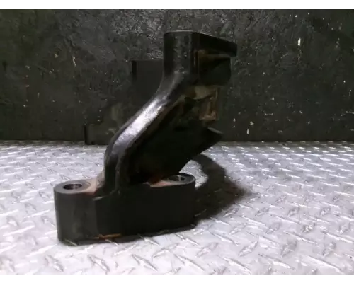 Freightliner Cascadia 132 Engine Mounts