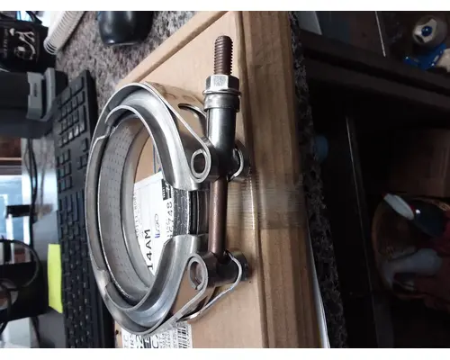 Freightliner Cascadia 132 Exhaust Pipe