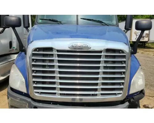 Freightliner Cascadia 132 Hood