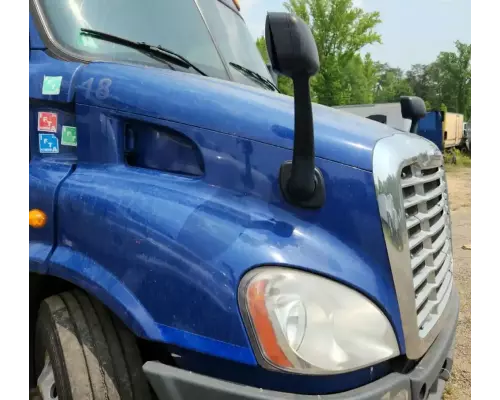 Freightliner Cascadia 132 Hood